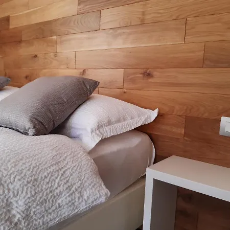 The Tourist Guest house Tirano