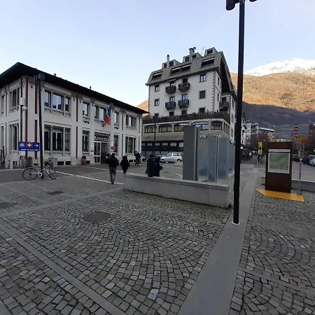 The Tourist Guest house Tirano