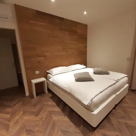 The Tourist Guest house 2*